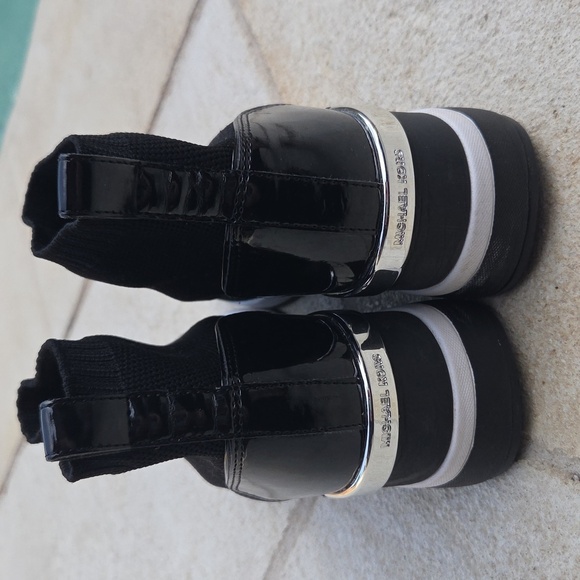 Michael Kors Black Knit Ankle Boots 8 - Picture 3 of 8